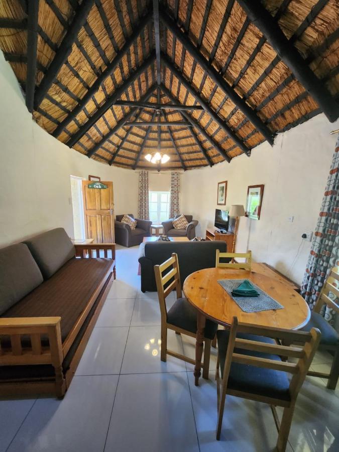 Gooderson Leisure Mountain View Cottages Self Catering And Timeshare Resort Drakensberg Garden Extérieur photo