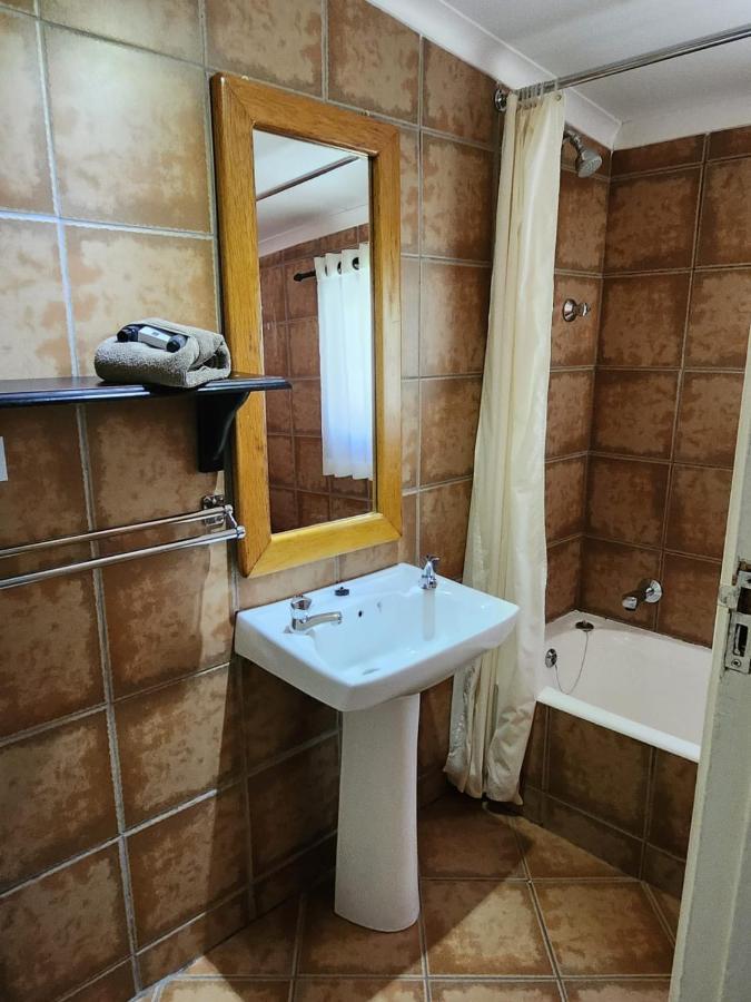 Gooderson Leisure Mountain View Cottages Self Catering And Timeshare Resort Drakensberg Garden Extérieur photo